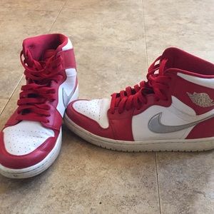 Air Jordan’s (red & white)